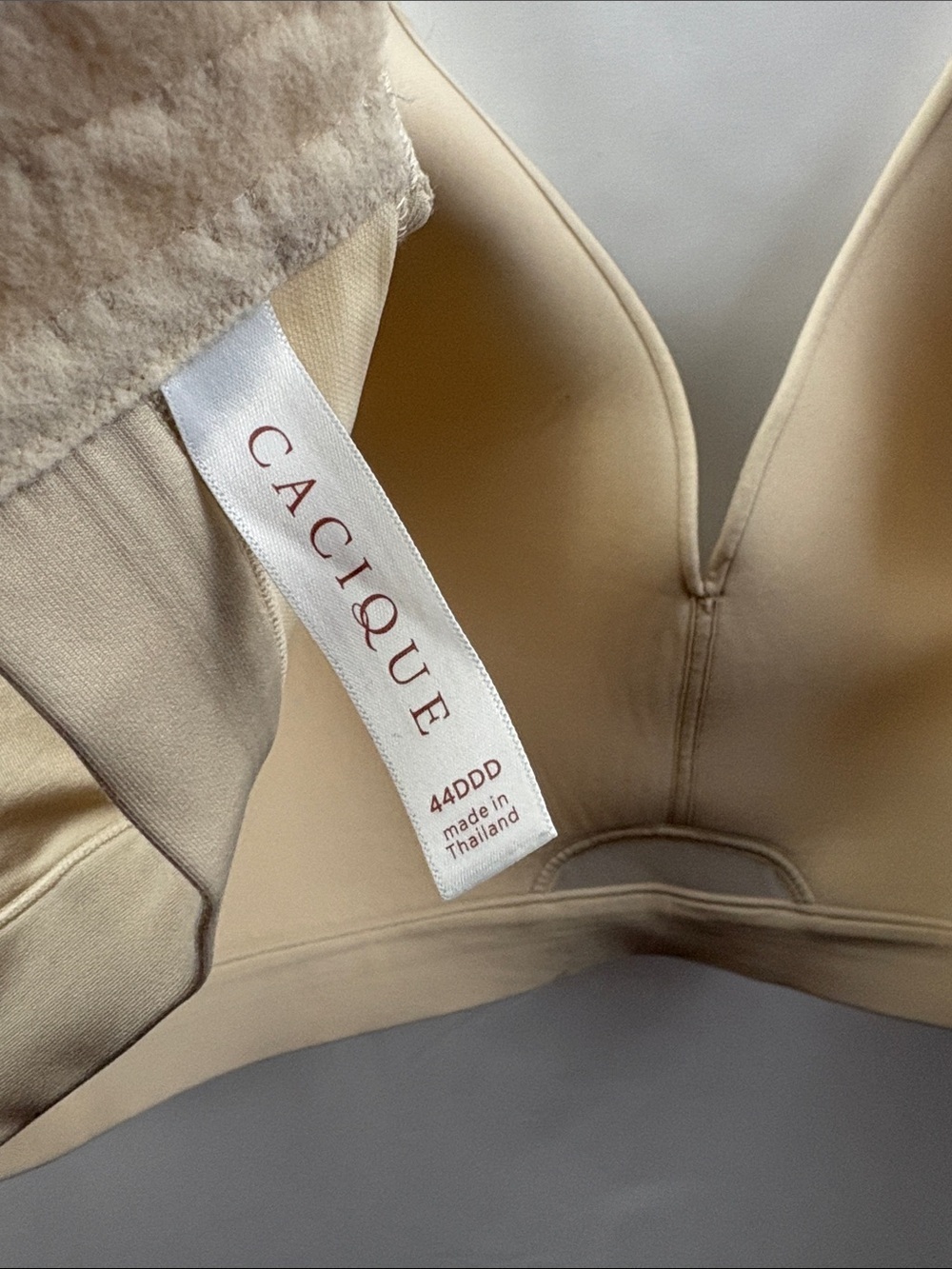 CACIQUE Beige Lightly Lined No Wire Bra Size 44DDD - Picture 9 of 10